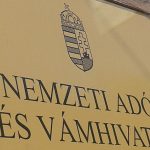 A NAV felmérést készít az eÁFA rendszert használók körében