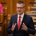 KDNP: középosztályellenes, munkaadóellenes és dolgozóellenes a költségvetés